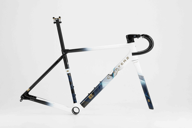 CHAPTER2 RIRA FRAMESET (DISC BRAKE) RIRA WHITE FADE W/SWIRLS - CHAPTER2 - Garage Cycles