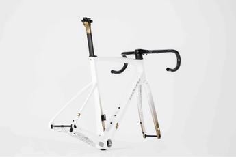 CHAPTER2 TOA FRAMESET(DISC BRAKE) WHITE W/GOLD (KOURA) - CHAPTER2 - Garage Cycles